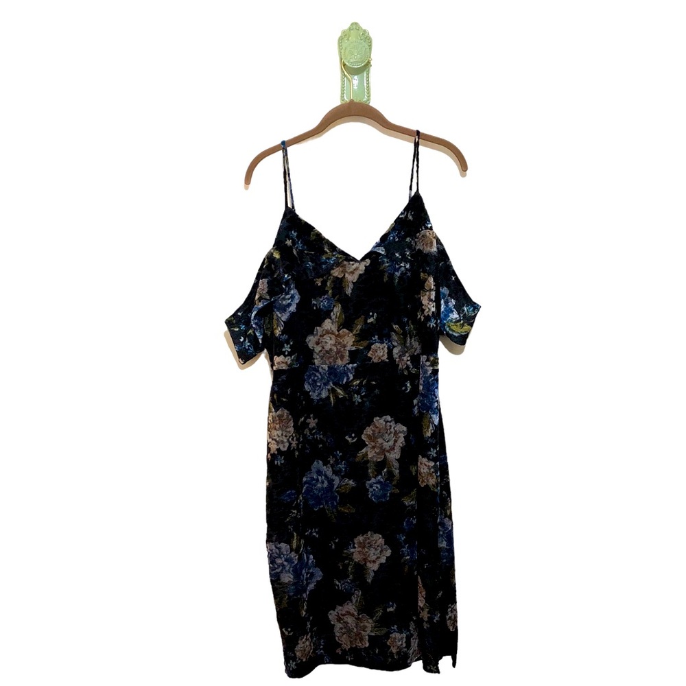 Vanity Room Nordstrom Cocktail Dress Velvet Floral Off Shoulder Midi Black Blue